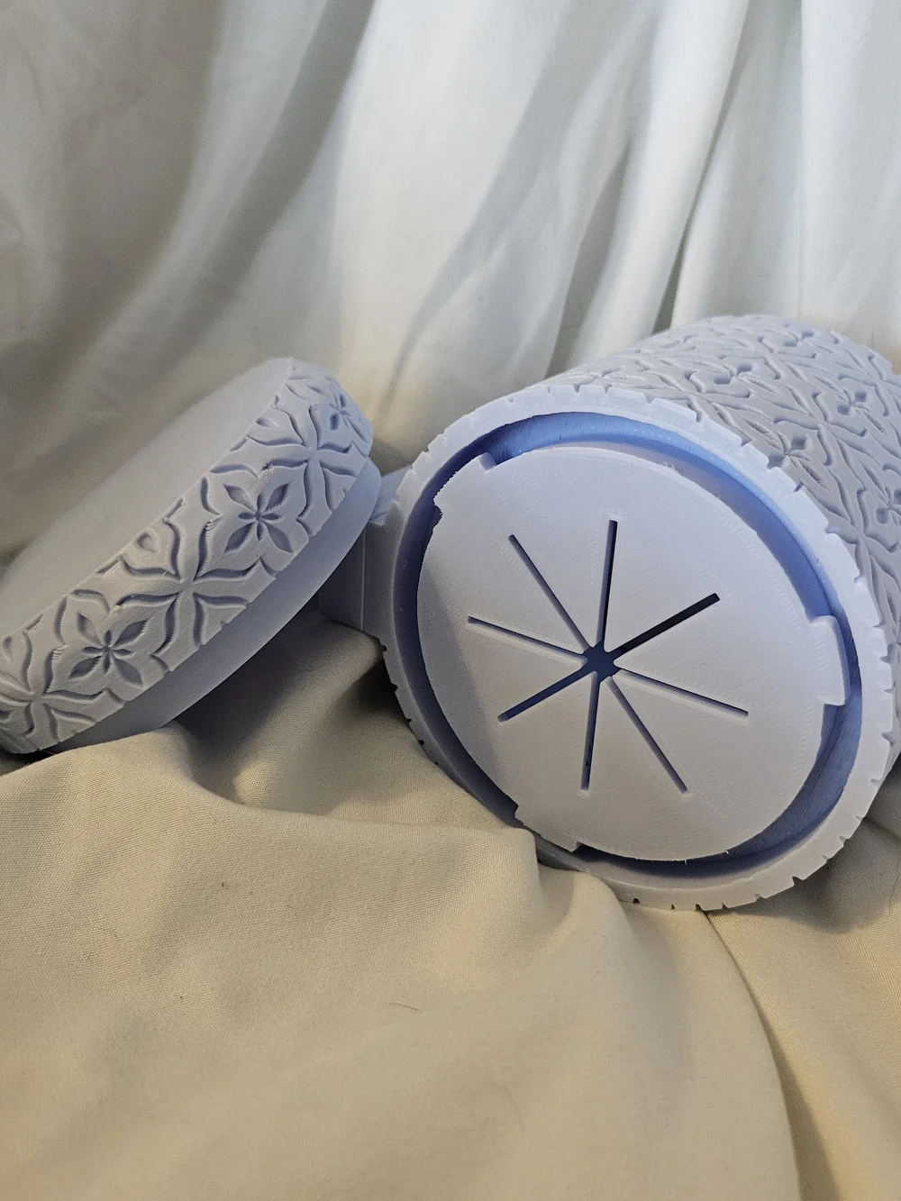 Light Blue Embossed 3d Printed Wall Planter